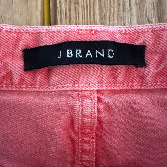 J Brand Distressed Faded Red Raw Hem Denim Cut Off Shorts Size 25 - Picture 2 of 4